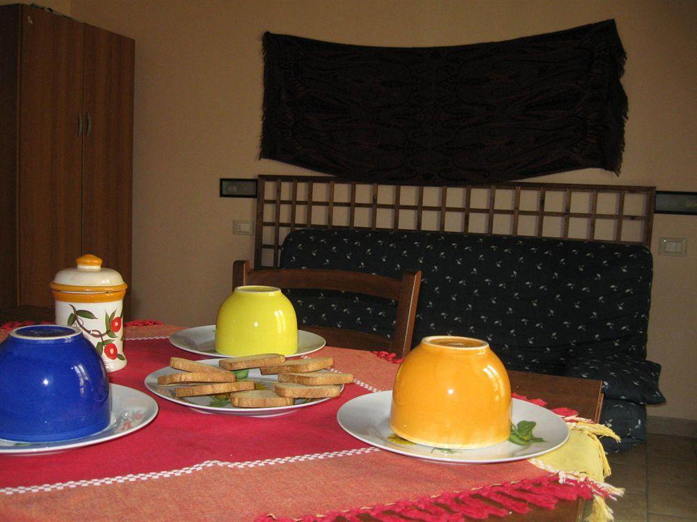 Emporium Bed and Breakfast Castellammare del Golfo Buitenkant foto