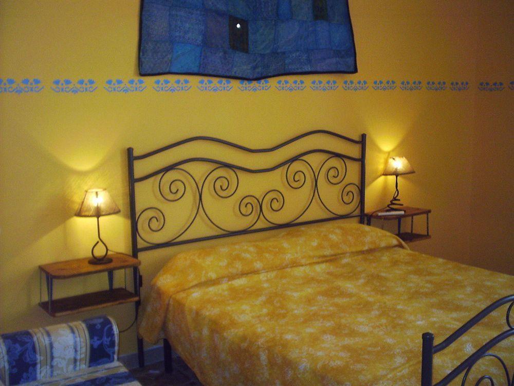 Emporium Bed and Breakfast Castellammare del Golfo Buitenkant foto