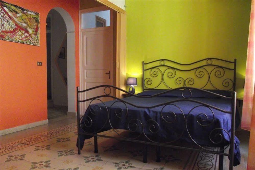 Emporium Bed and Breakfast Castellammare del Golfo Buitenkant foto